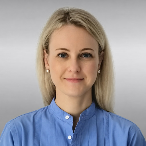 Dr Claudia Cosgrove